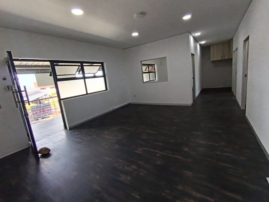 To Let commercial Property for Rent in Lorraine Eastern Cape